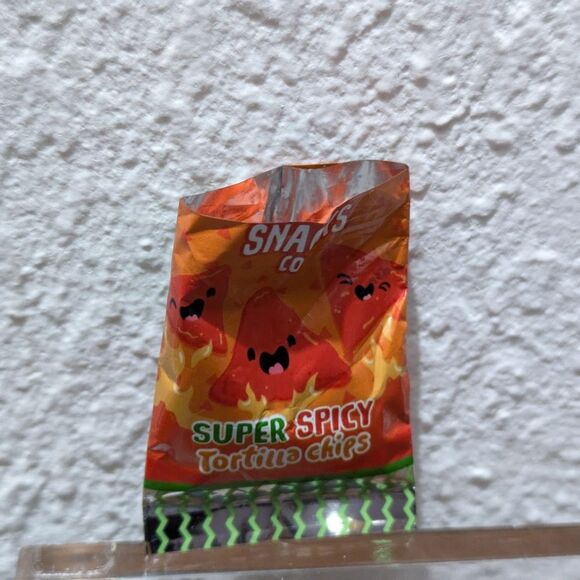 MGA'S Miniverse Make It Mini - Tortilla Chips - Picture 3 of 6